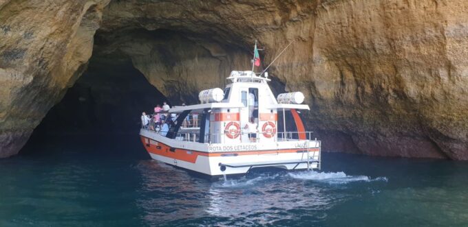 From Lagos: Family-Friendly Catamaran Tour of Benagil - Customer Reviews