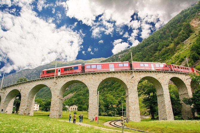 From Lake Como or Milan: Bernina Red Train Tour - Itinerary Details