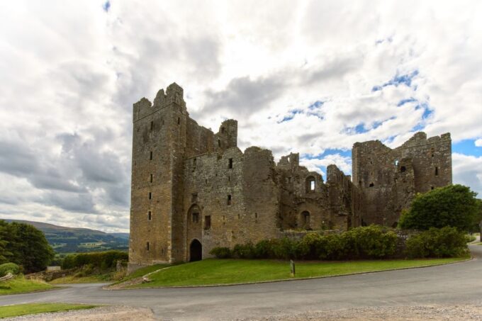 From Lake District: Full-Day Yorkshire Dales Tour - Cheese Tasting at Wensleydale Creamery