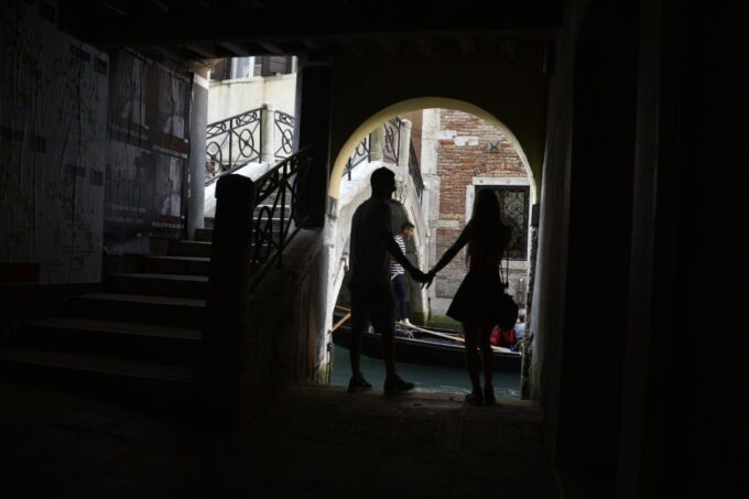 From Lake Garda: Full-day Group Tour of Venice - Exploration of Historic Streets
