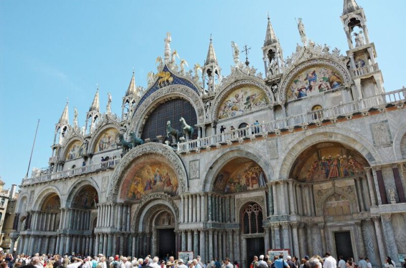 From Lake Garda: Full-Day Guided Group Tour of Venice - Itinerary Details