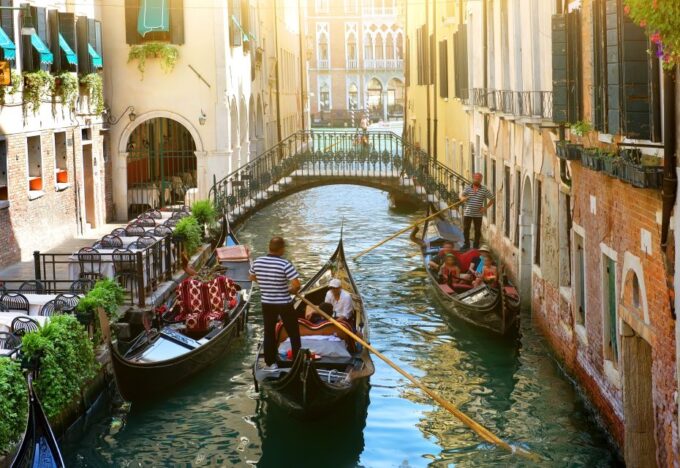 From Lake Garda: Full-Day Guided Group Tour of Venice - Additional Experiences