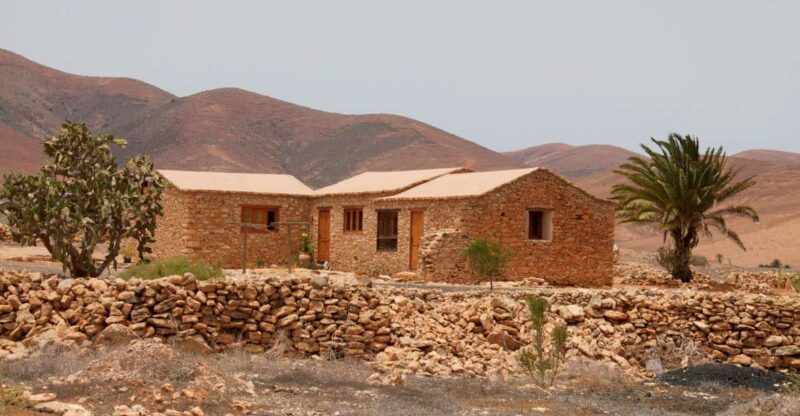 From Lanzarote: Fuerteventura Day Trip - Exploring Betancuria, Former Capital