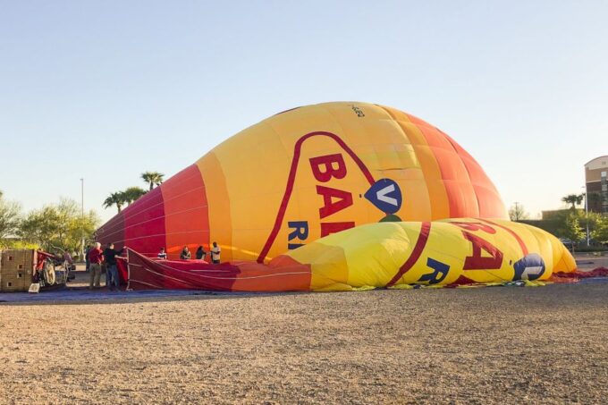 From Las Vegas: Mojave Desert Sunrise Hot Air Balloon Ride - Meeting the Crew