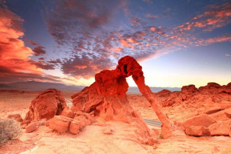 From Las Vegas: Valley Of Fire Small Group & Private Tour - Key Points