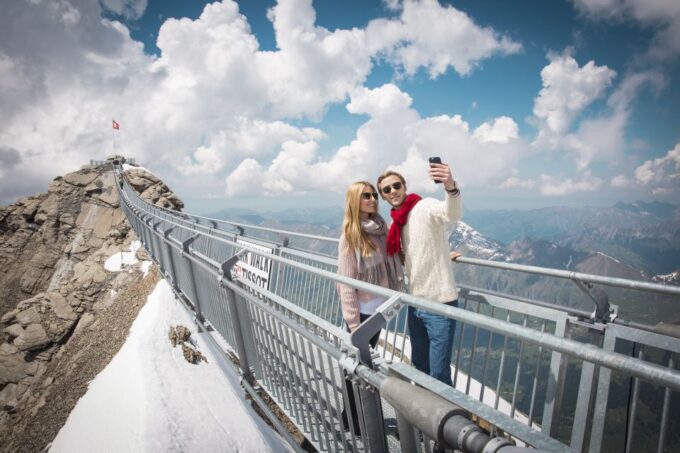 From Lausanne: Glacier 3000 Experience Tour - Montreux City Exploration