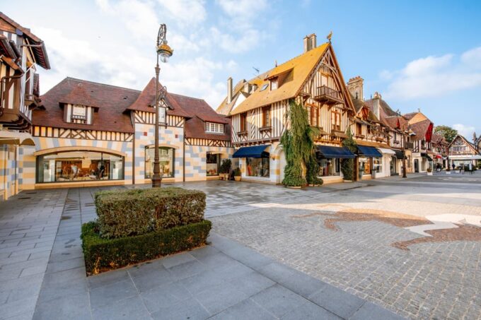 From Le Havre: Deauville and Honfleur Private Day Trip - Inclusions and What to Expect