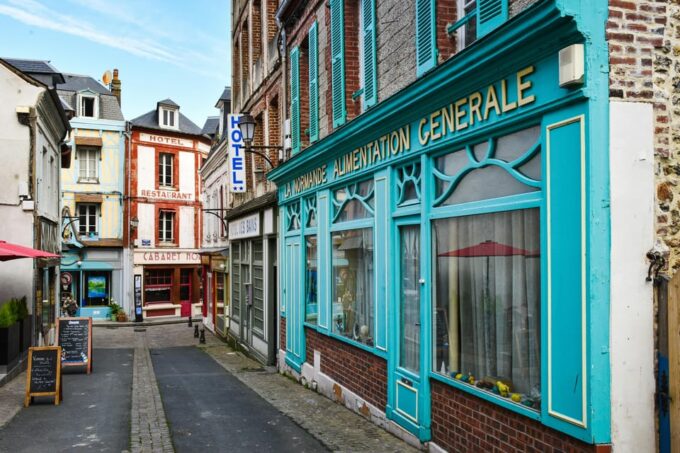 From Le Havre: Deauville and Honfleur Private Day Trip - Frequently Asked Questions