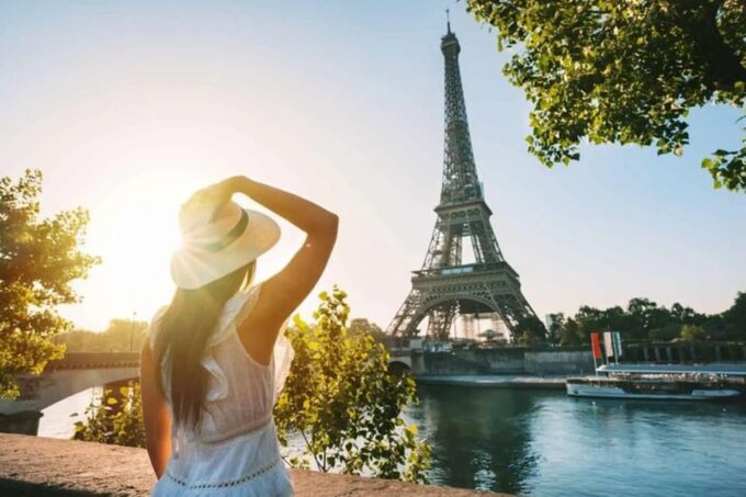 From Le Havre: Private Round-Trip To Paris - Additional Experiences