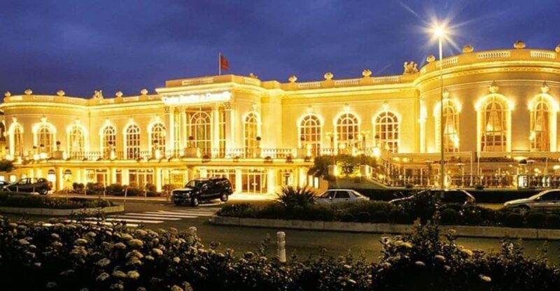 From Le Havre: Private Tour of Honfleur and Deauville - Key Points
