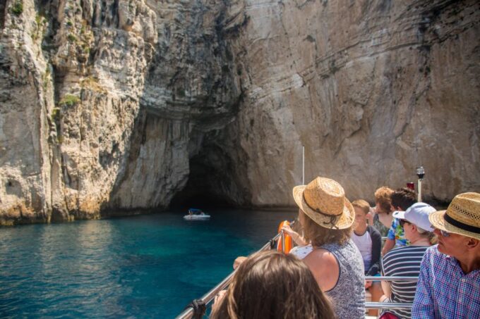 From Lefkimmi: Paxos, Antipaxos & Blue Caves Speedboat Tour - Tour Inclusions