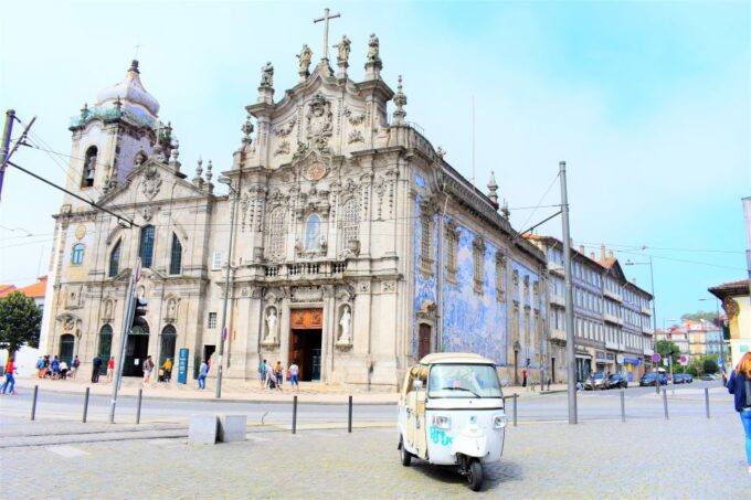 From Leixões: Private Porto Historic Center Tuk Tuk Tour - Exploring Douro River and Architecture
