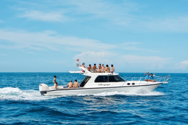 From Lembongan: 1-Day Nusa Penida Snorkeling + Private Boat - Meals and Refreshments