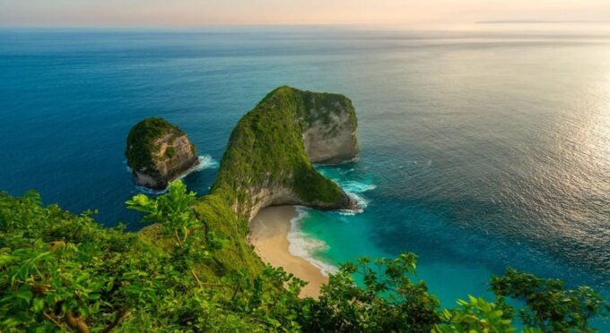 From Lembongan: Private West Penida Tour and Snorkeling - Gamat Bay Snorkeling