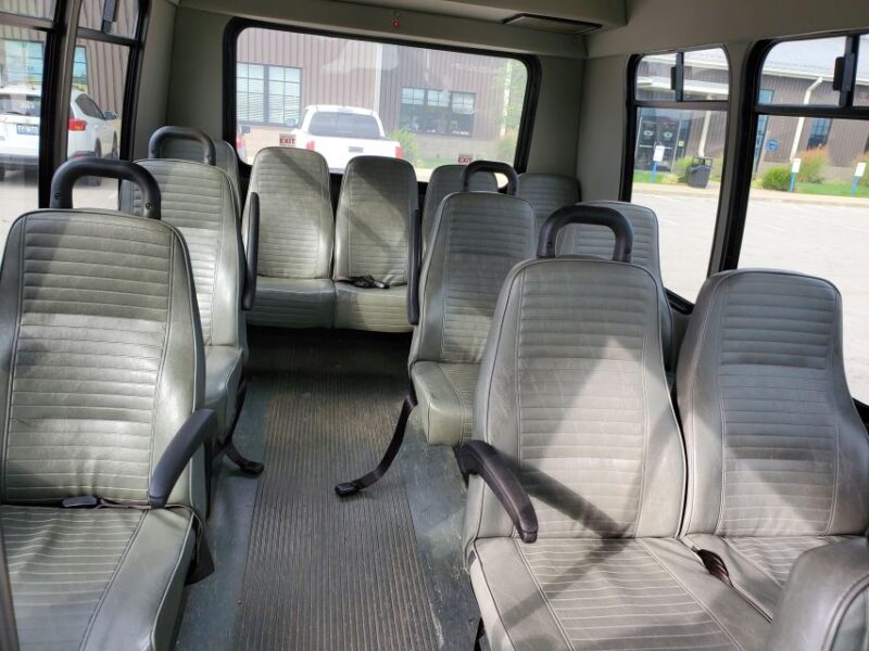 From Lexington: Kentucky Horse Farms Tour - Transportation and Logistics