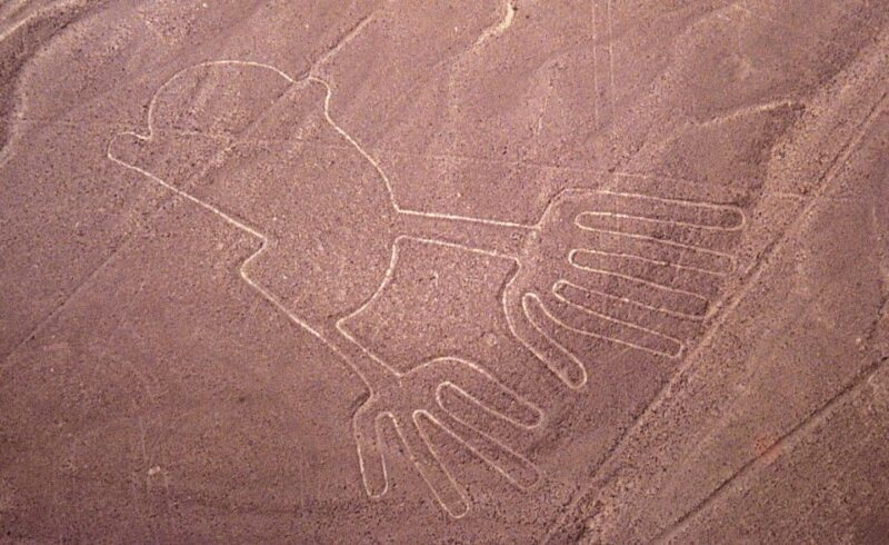 From Lima: Nazca Lines & Huacachina Oasis Guided Tour - Itinerary and Activities