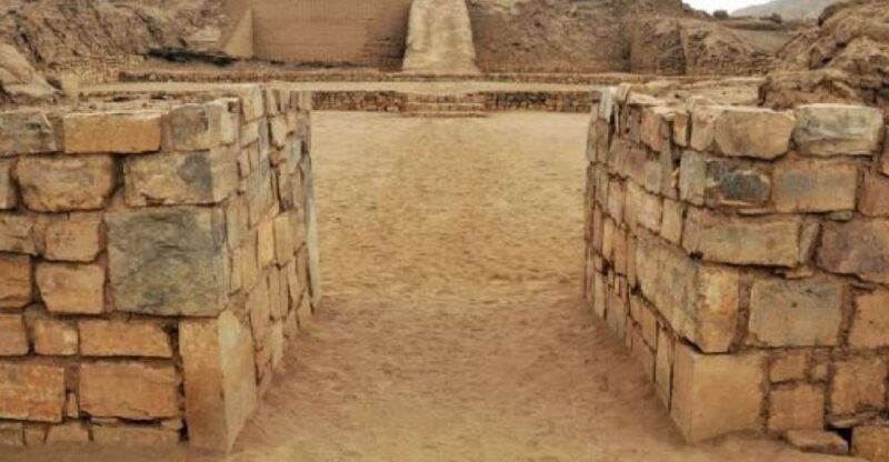 From Lima: Pachacamac Archaeological Site Tour - Tour Highlights