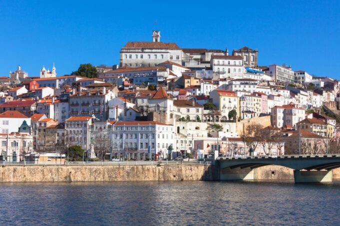 From Lisbon: Aveiro, Moliceiro Boat and Coimbra Tour - Explore Aveiro