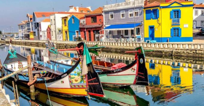 From Lisbon: Aveiro, Moliceiro Boat and Coimbra Tour - Frequently Asked Questions