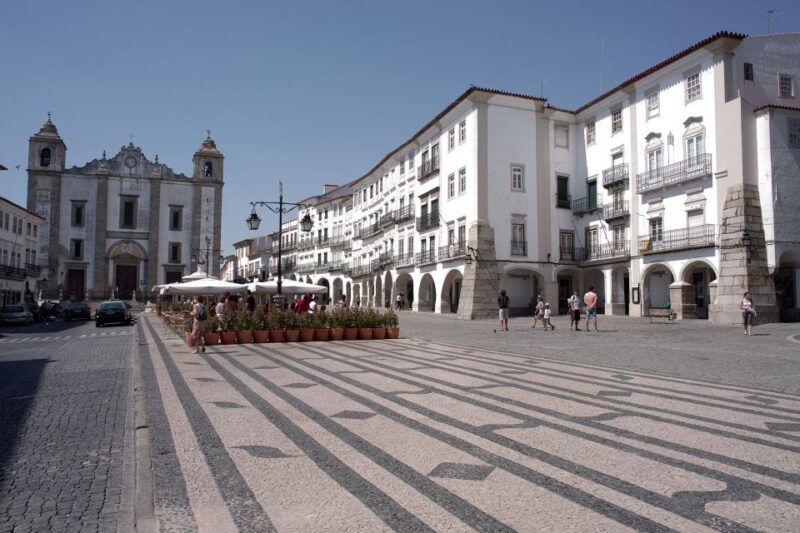 From Lisbon: Évora and Monsaraz Day Tour With Wine Tasting - Customer Reviews