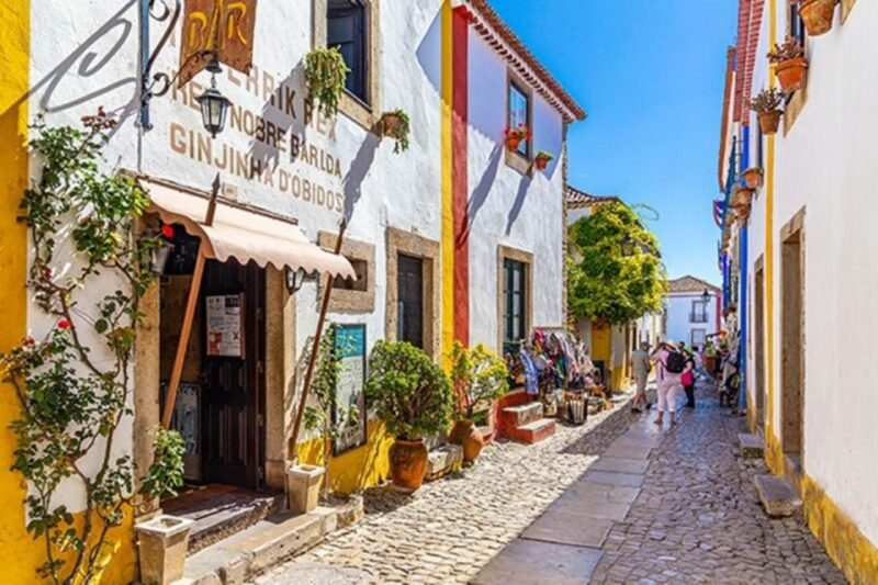 From Lisbon: Fátima, Nazaré & Óbidos Full-Day Private Tour - Nazaré Visit and Lunch