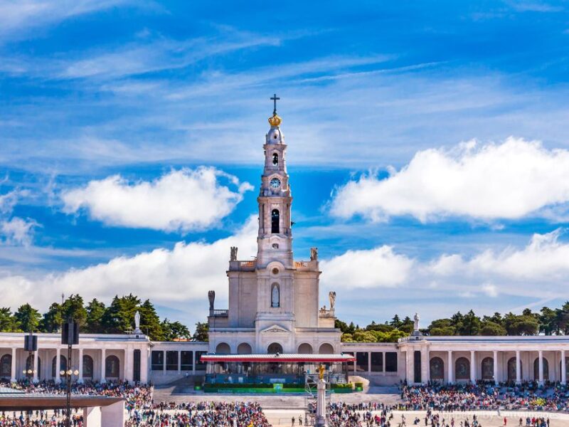 From Lisbon: Fatima, Nazaré, Óbidos Full-Day Trip - Itinerary Highlights