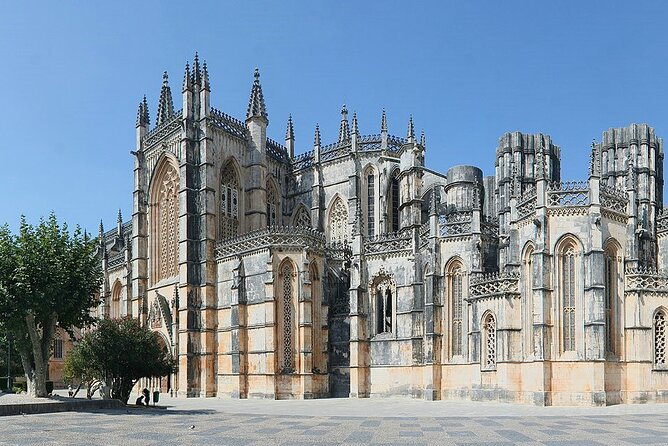 From Lisbon: Fátima, Nazaré & Óbidos Village - Guided Tour - Shrine of Our Lady of Fátima