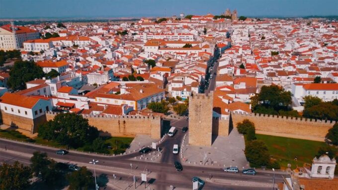 From Lisbon: Full Day Évora Tour With Lunch - Tour Inclusions