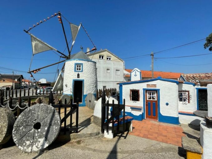 From Lisbon: Mafra, Ericeira and Queluz - Full Day Tour - Included Services