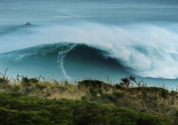From Lisbon: Nazaré Giant Waves and Scenic Beauty Day Trip - Important Information