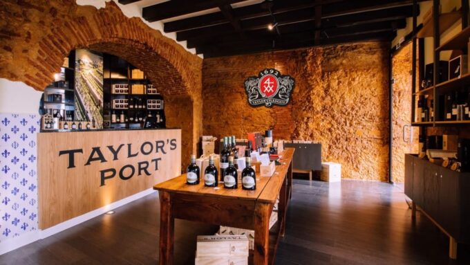 From Lisbon: Porto City Tour and Wine Tasting - Indulge in Wine Tasting