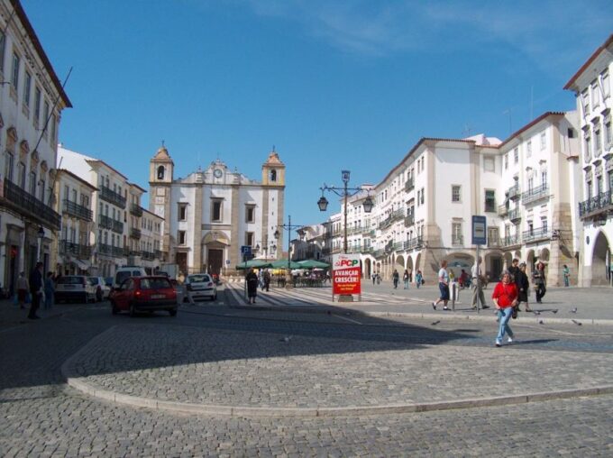 From Lisbon: Private 9-Hour Tour of Évora and Estremoz - Pickup and Departure