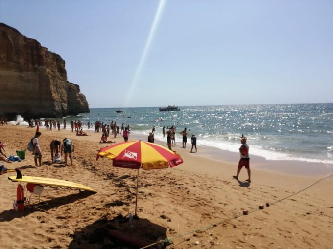 From Lisbon: Private Transfer to Albufeira or Vilamoura - Frequently Asked Questions