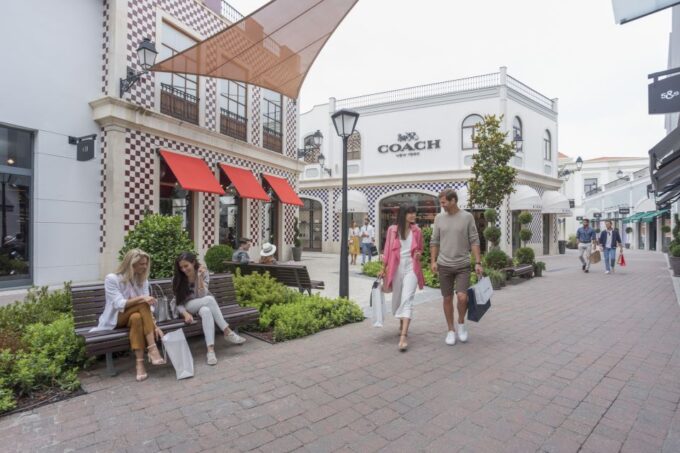 From Lisbon: Shuttle to Freeport Lisboa Fashion Outlet - Frequently Asked Questions