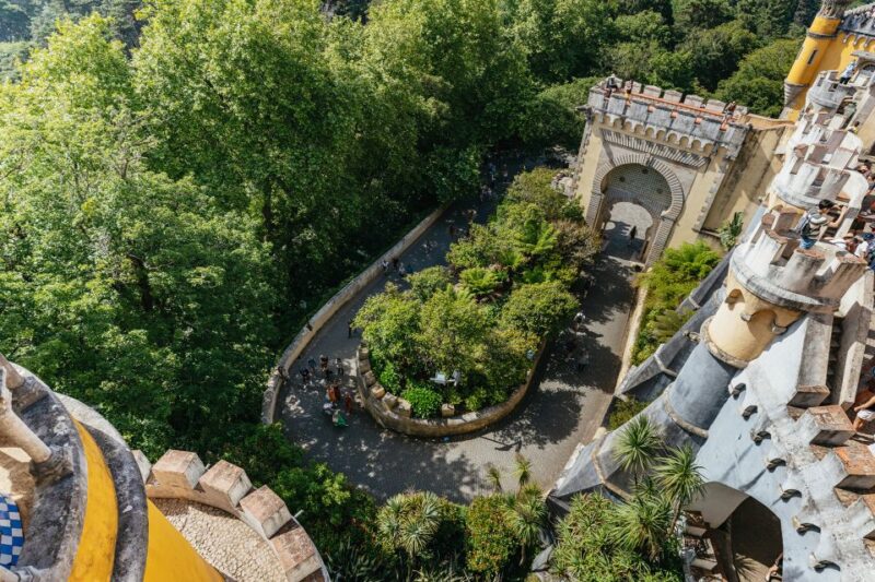 From Lisbon: Sintra & Cascais Small Group Tour With Tickets - Customer Feedback and Ratings