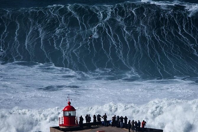 From Lisbon to Nazaré, Half Day Private Tour - Exploring Óbidos