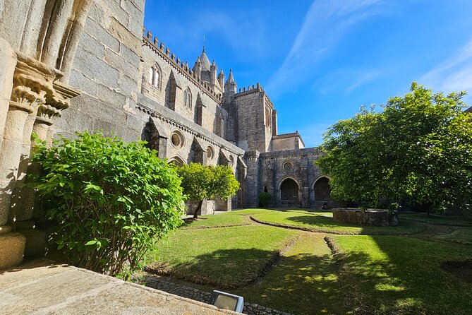From Lisbon to the Discovery of Évora and Arraiolos - Customer Feedback and Ratings