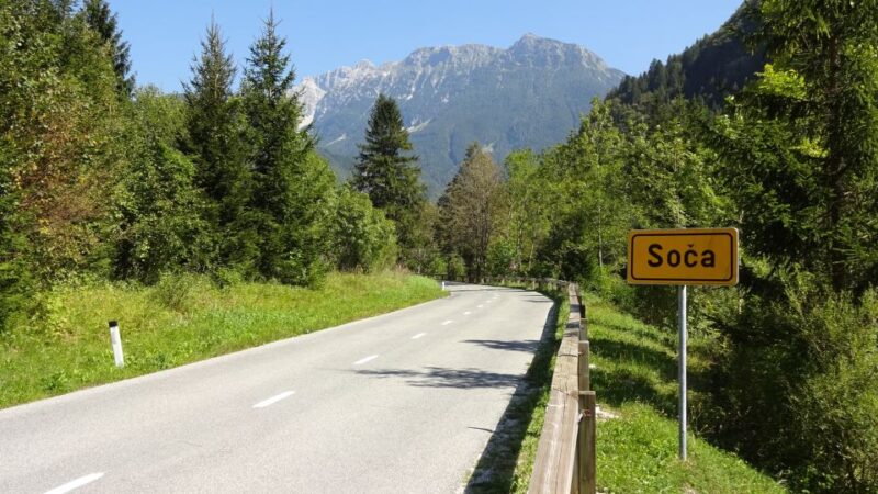 From Ljubljana: Guided Day Tour to Soča and Kranjska Gora - Kobarid Break and Sightseeing