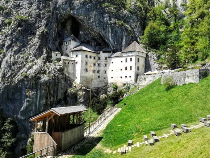 From Ljubljana: Postojna Cave and Predjama Castle Tour - Important Information
