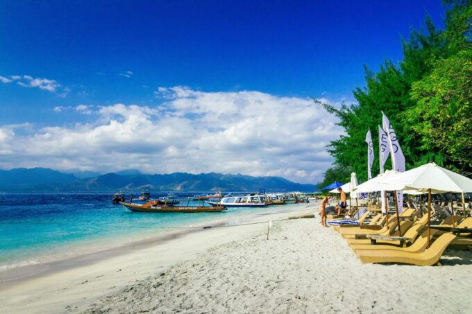 From Lombok: Private Gili Islands Trip W. Glass-Bottom Boat - Frequently Asked Questions