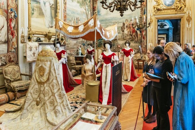 From London: Cotswolds, Blenheim Palace & Downtown Abbey - Highlights