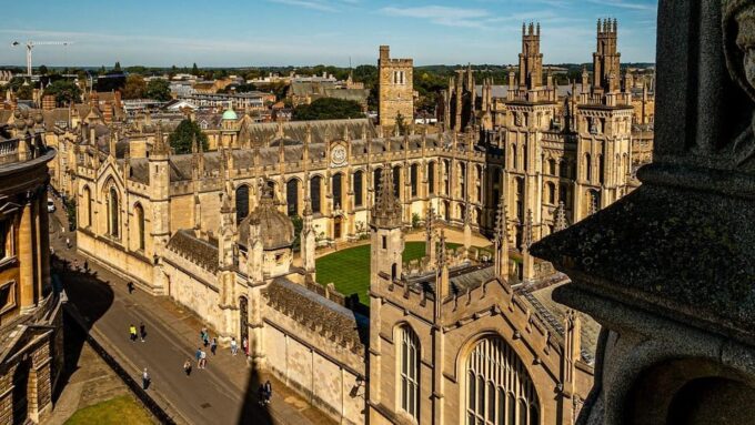 From London: Day Tour to Cambridge/Oxford University - Flexibility to Customize Itinerary