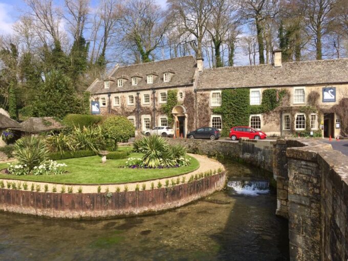 From London: Full-Day Guided Tour of the Cotswolds - Exploring Honey-Colored Villages