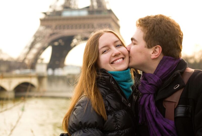 From London: Paris Day Tour W/Eiffel Tower Champagne Lunch - Panoramic Paris Sightseeing