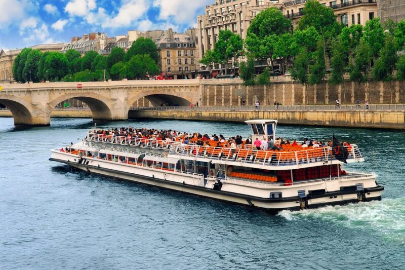From London: Paris Day Trip With Lunch on Eiffel Tower - Key Points