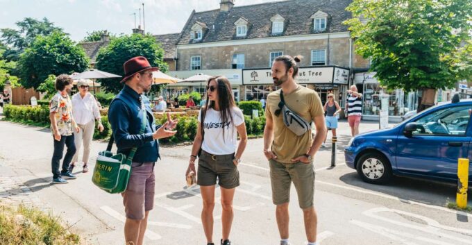 From London: Small Group Cotswolds Villages Tour - Language Support