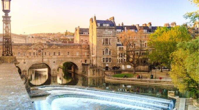 From London: Small Group Stonehenge, Bath & Cotswolds Tour - Suitability for Children