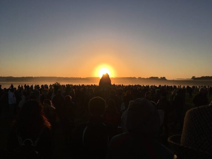 From London: Stonehenge Summer Solstice Sunrise Shuttle - Transportation and Meeting Point