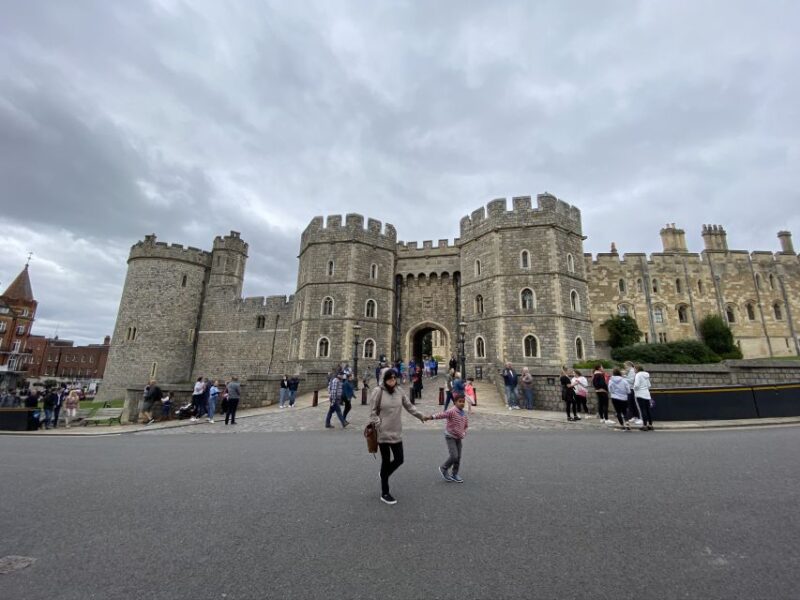 From London: Windsor Castle & Stonehenge Private Day Trip - Exploring Windsor Castle
