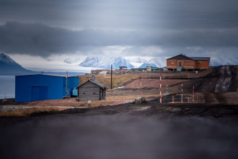 From Longyearbyen Photo Tour: Mysterious Barentsburg - Key Points